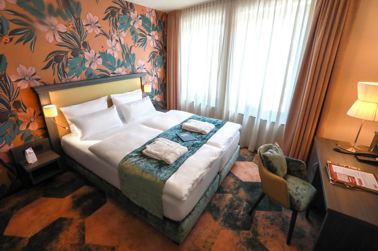 Spree. Hotel Am Hafen Lubbenau Bagian luar foto