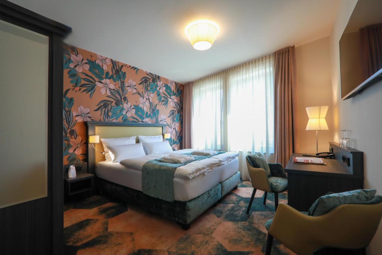 Spree. Hotel Am Hafen Lubbenau Bagian luar foto